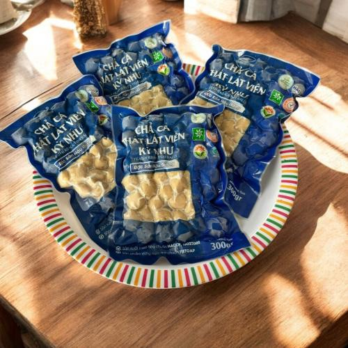 Bầu Ăn Chả Cá Thát Lát Được Không?