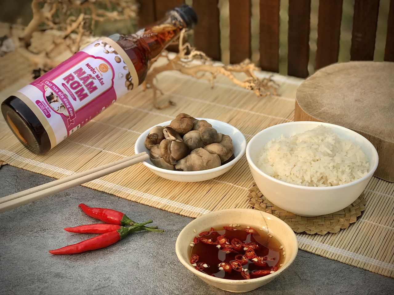 Đối với nước mắm chay nấm rơm