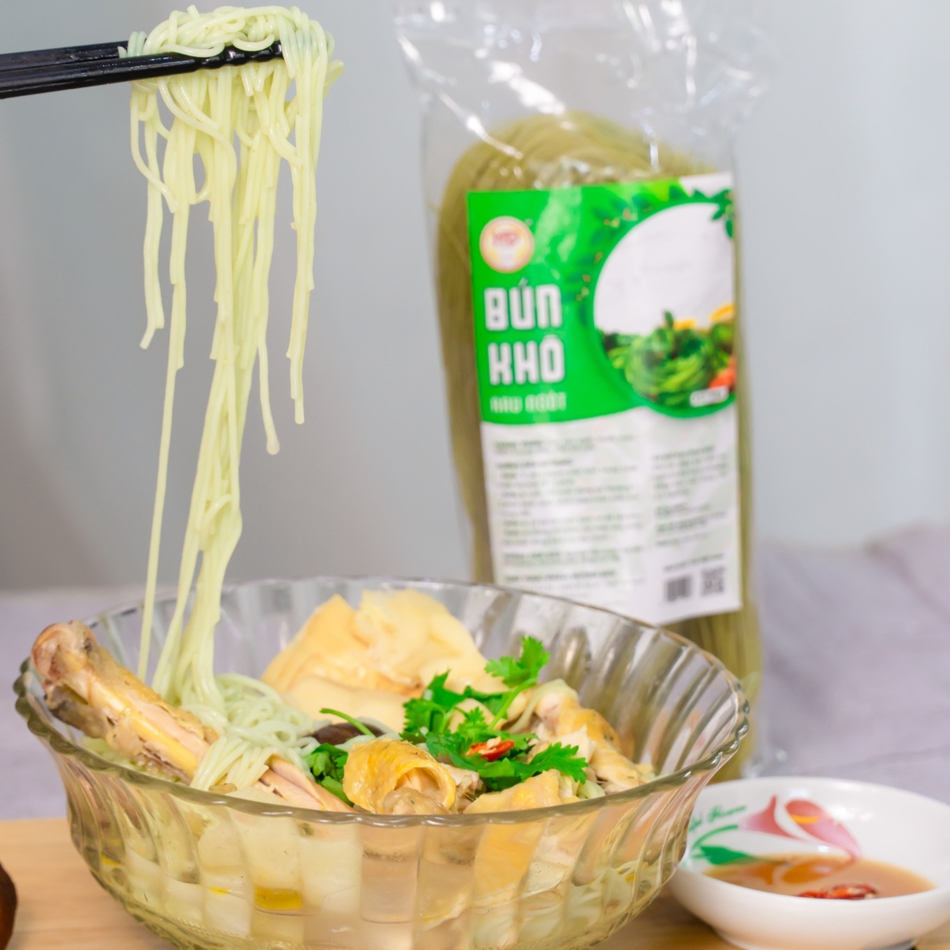 Mẹo Chọn Mua Bún Khô Rau Ngót Huỳnh Đức Chất Lượng