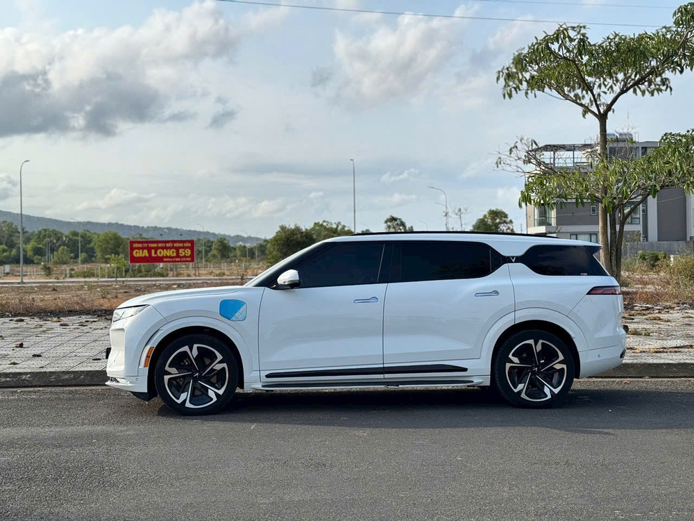 Dịch vụ thuê xe ô tô tại Kim Thành Holdings như thế nào?