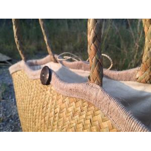 Giỏ Viền Lượn Sóng Cỏ Bàng