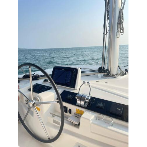 Du Thuyền Regent Thuê Riêng – 12 Khách (19h45 - 22h15)